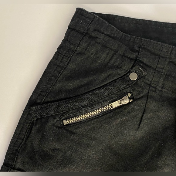 Max Rave Linen Shorts - Picture 3 of 13